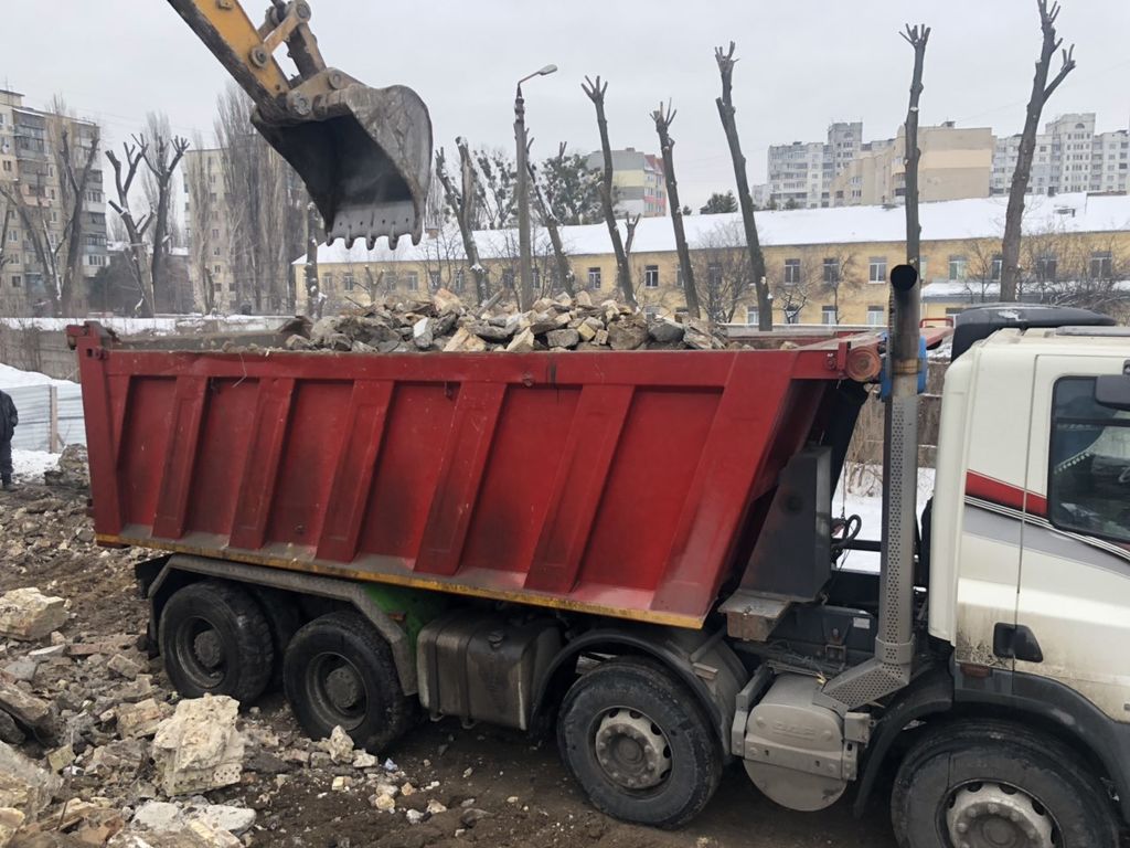Вывоз мусора Камазом в Ульяновске в октябре