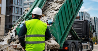 Вывоз строительного мусора в Ульяновске: услуги лицензированной компании — ПроМусор